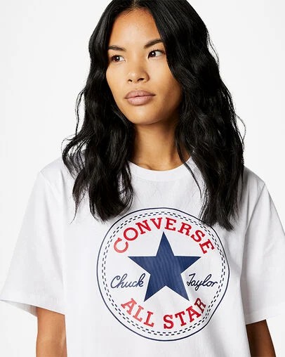 Camiseta Converse Go-To All Star Patch Standard-Fit Mujer Blancas Chile | C-35147629